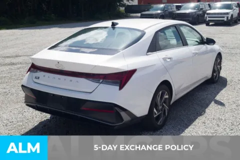 Another view of 2024 Hyundai Elantra SEL for sale in Florence, SC at ALM Hyundai Florence
