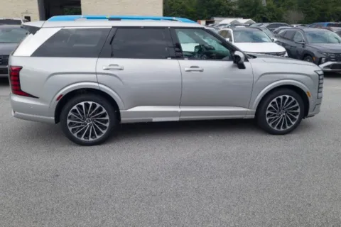 More photos of 2027 Hyundai Palisade Hybrid Calligraphy at ALM Hyundai Florence, SC