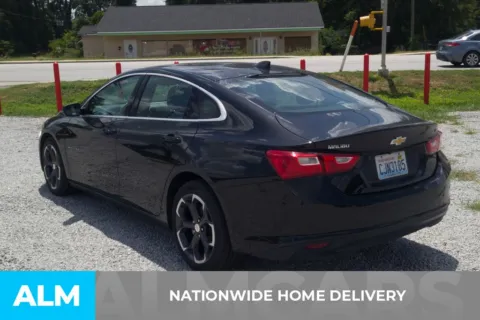 More photos of 2023 Chevrolet Malibu LT at ALM Hyundai Florence, SC