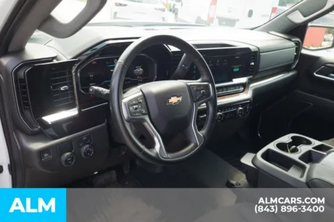 More photos of 2025 Chevrolet Silverado 1500 LT at ALM Hyundai Florence, SC