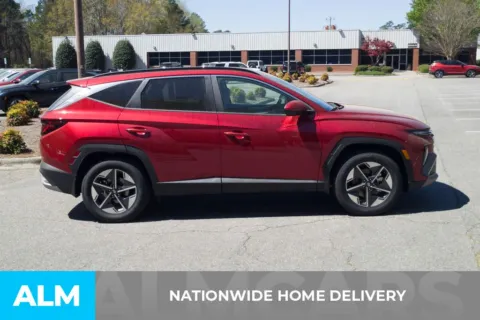More photos of 2025 Hyundai Tucson SEL at ALM Hyundai Florence, SC