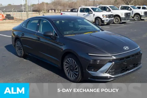 Another view of 2025 Hyundai Sonata Hybrid SEL for sale in Florence, SC at ALM Hyundai Florence