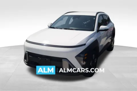 White 2025 Hyundai Kona SEL for sale in Florence, SC