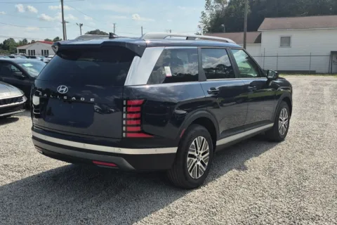 More photos of 2027 Hyundai Palisade Hybrid Blue SEL Premium at ALM Hyundai Florence, SC