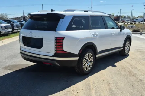 More photos of 2027 Hyundai Palisade Hybrid Blue SEL at ALM Hyundai Florence, SC