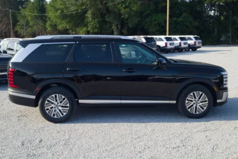 More photos of 2027 Hyundai Palisade Hybrid Blue SEL Premium at ALM Hyundai Florence, SC
