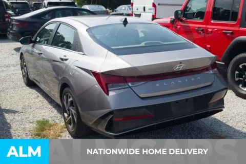 More photos of 2025 Hyundai Elantra SEL Convenience at ALM Hyundai Florence, SC