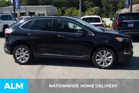 More photos of 2022 Ford Edge Titanium at ALM Hyundai Florence, SC