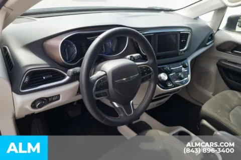 More photos of 2023 Chrysler Voyager LX at ALM Hyundai Florence, SC