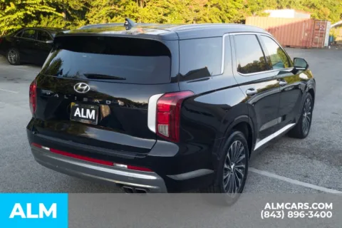 More photos of 2025 Hyundai Palisade Calligraphy at ALM Hyundai Florence, SC
