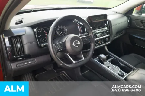 More photos of 2024 Nissan Pathfinder SV at ALM Hyundai Florence, SC