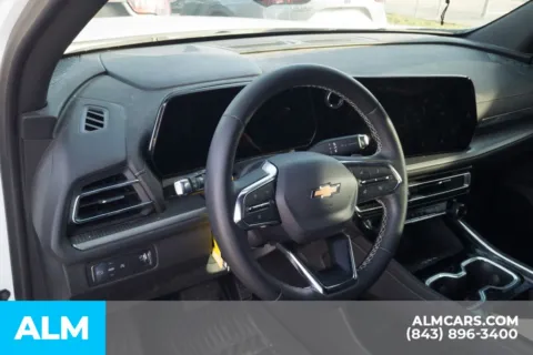 More photos of 2025 Chevrolet Traverse LT at ALM Hyundai Florence, SC