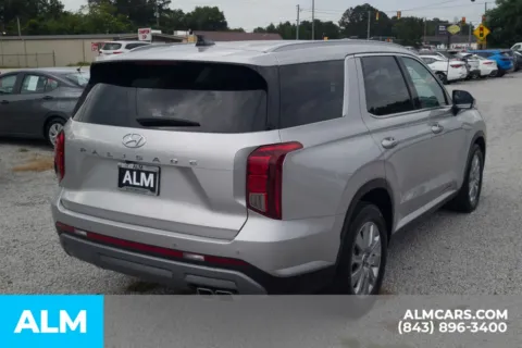 More photos of 2025 Hyundai Palisade SEL at ALM Hyundai Florence, SC