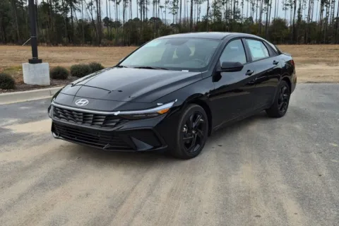Black 2026 Hyundai Elantra SEL Sport for sale in Florence, SC