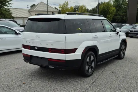 More photos of 2027 Hyundai Santa Fe Hybrid SEL at ALM Hyundai Florence, SC