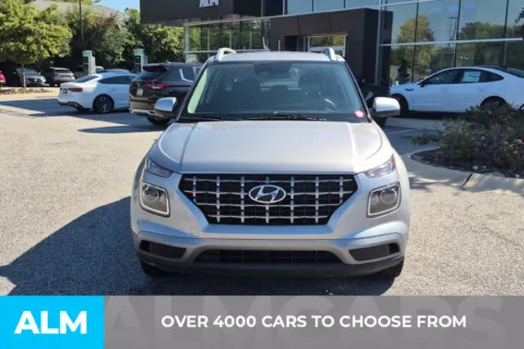Photos of 2025 Hyundai Venue SEL for sale in Florence, SC at ALM Hyundai Florence