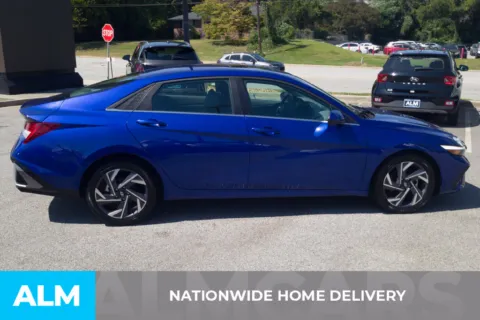 More photos of 2025 Hyundai Elantra SEL Convenience at ALM Hyundai Florence, SC