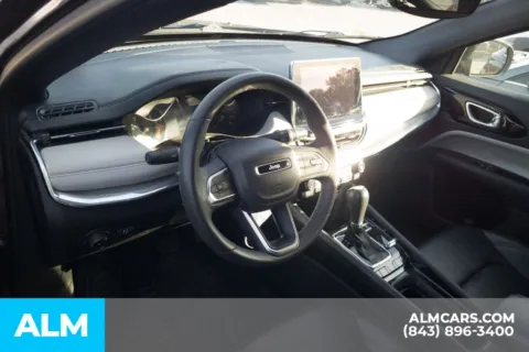 More photos of 2024 Jeep Compass Limited at ALM Hyundai Florence, SC