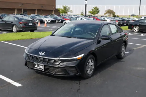 Black 2026 Hyundai Elantra SE for sale in Florence, SC