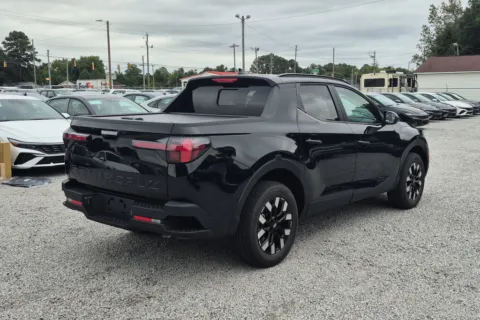 More photos of 2027 Hyundai Santa Cruz SEL at ALM Hyundai Florence, SC