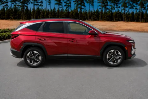More photos of 2026 Hyundai Tucson SEL at ALM Hyundai Florence, SC