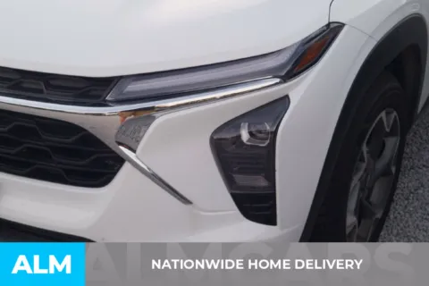 More photos of 2025 Chevrolet Trax LT at ALM Hyundai Florence, SC