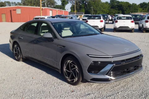 Photos of 2027 Hyundai Sonata SEL Sport for sale in Florence, SC at ALM Hyundai Florence