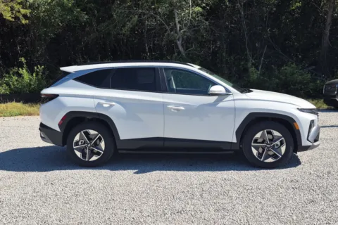 More photos of 2026 Hyundai Tucson SEL Premium at ALM Hyundai Florence, SC