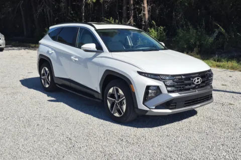 Another view of 2026 Hyundai Tucson SEL Premium for sale in Florence, SC at ALM Hyundai Florence