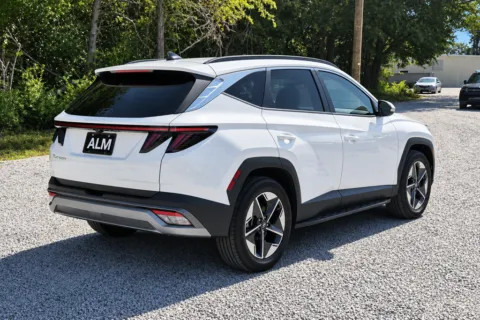 More photos of 2026 Hyundai Tucson SEL Premium at ALM Hyundai Florence, SC