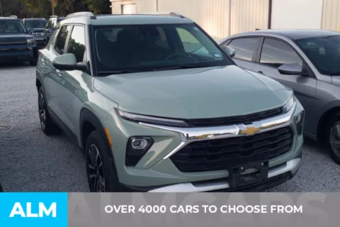 Photos of 2025 Chevrolet TrailBlazer LT for sale in Florence, SC at ALM Hyundai Florence