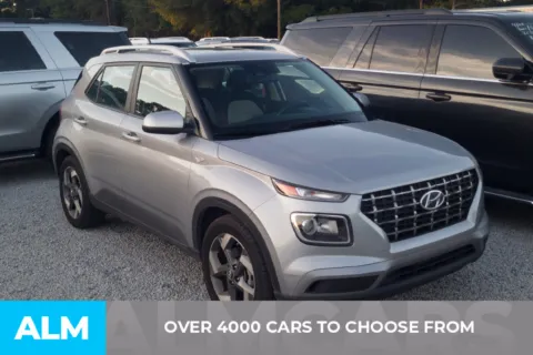 Photos of 2025 Hyundai Venue SEL for sale in Florence, SC at ALM Hyundai Florence