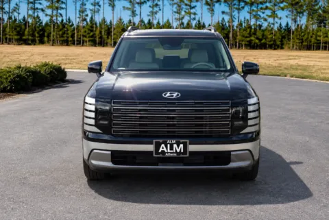 Photos of 2027 Hyundai Palisade Limited for sale in Florence, SC at ALM Hyundai Florence