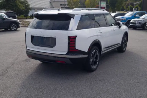 More photos of 2027 Hyundai Palisade Limited at ALM Hyundai Florence, SC