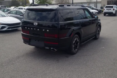 More photos of 2027 Hyundai Santa Fe Hybrid SEL at ALM Hyundai Florence, SC