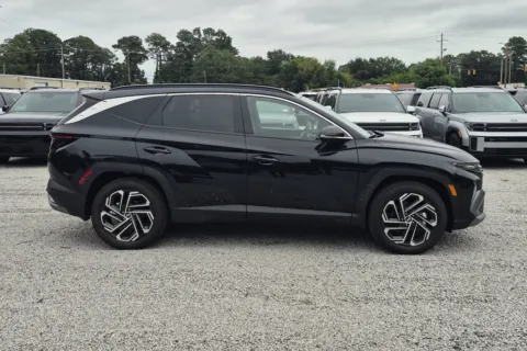 More photos of 2026 Hyundai Tucson Limited at ALM Hyundai Florence, SC