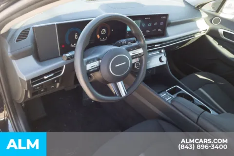 More photos of 2025 Hyundai Sonata SEL at ALM Hyundai Florence, SC