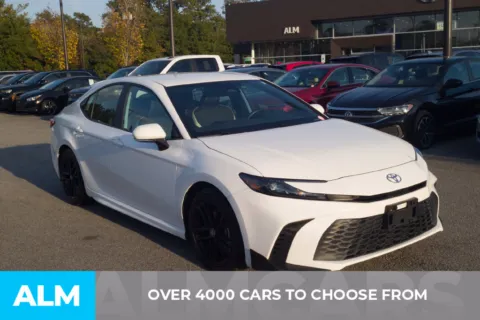 Photos of 2025 Toyota Camry SE for sale in Florence, SC at ALM Hyundai Florence