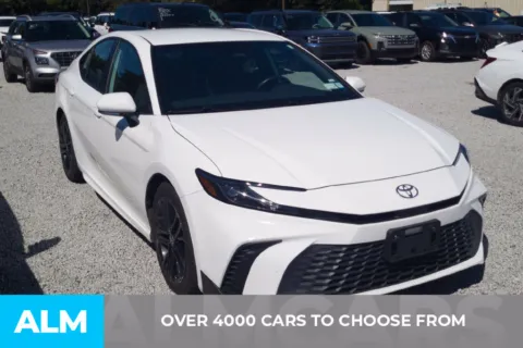 Photos of 2025 Toyota Camry SE for sale in Florence, SC at ALM Hyundai Florence