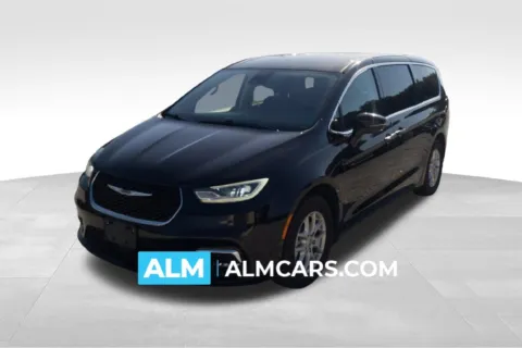 Black 2024 Chrysler Pacifica Touring L for sale in Florence, SC