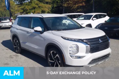 Another view of 2024 Mitsubishi Outlander SE for sale in Florence, SC at ALM Hyundai Florence