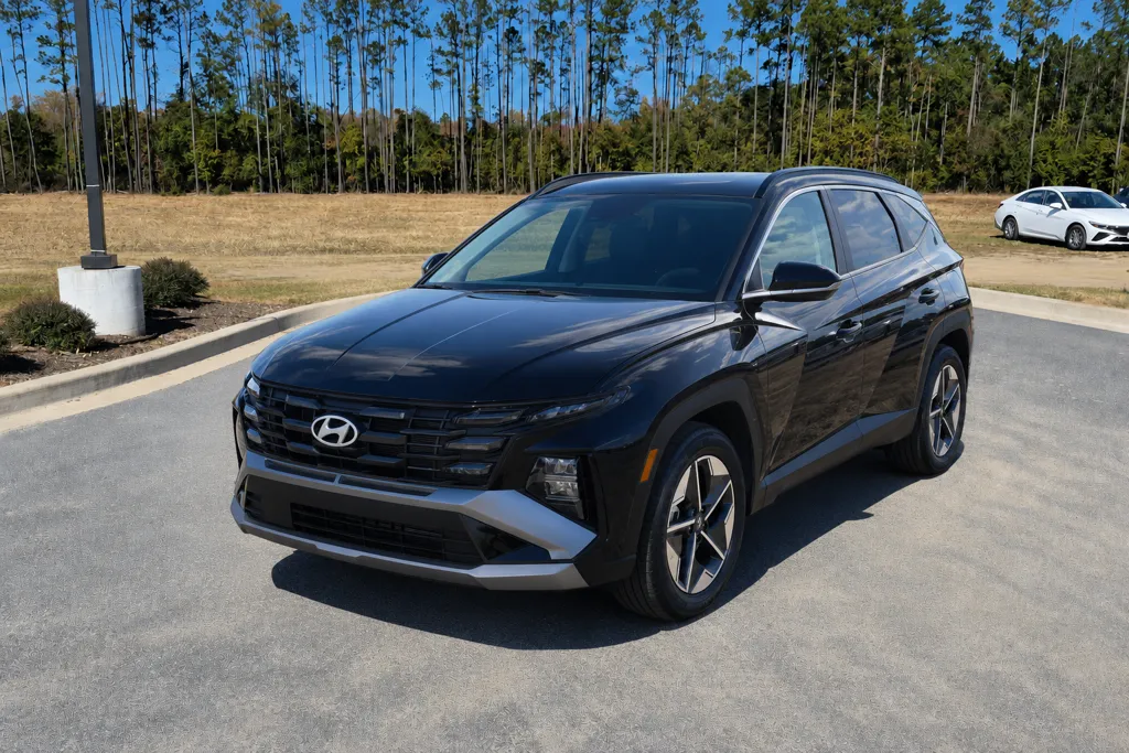 Black 2026 Hyundai Tucson SEL Plus for sale in Florence, SC