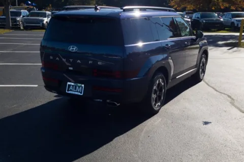 More photos of 2027 Hyundai Santa Fe Hybrid SEL at ALM Hyundai Florence, SC