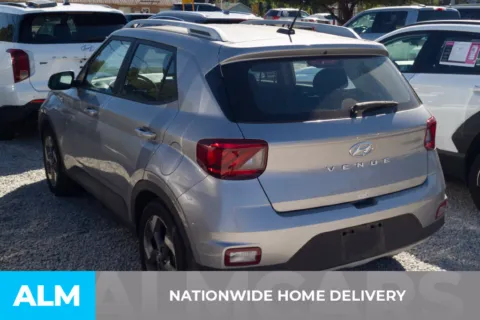 More photos of 2024 Hyundai Venue SEL at ALM Hyundai Florence, SC