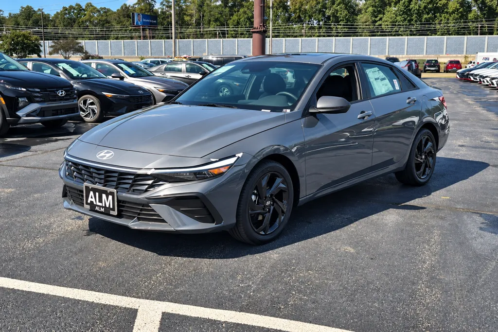 2026 Hyundai Elantra SEL Sport Plus