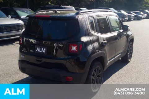 More photos of 2022 Jeep Renegade Altitude at ALM Hyundai Florence, SC