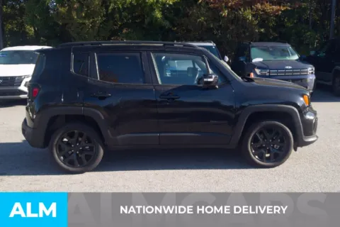 More photos of 2022 Jeep Renegade Altitude at ALM Hyundai Florence, SC