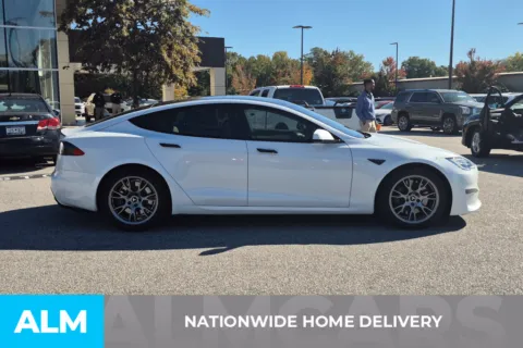 More photos of 2021 Tesla Model S Plaid at ALM Hyundai Florence, SC