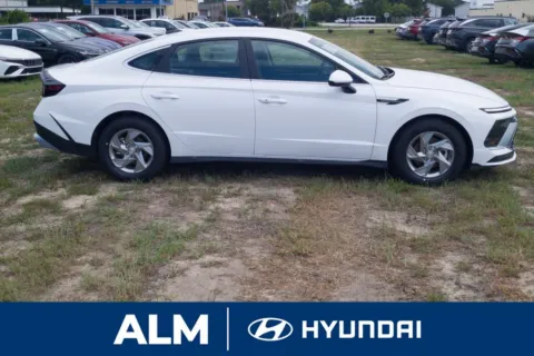 More photos of 2025 Hyundai Sonata SE at ALM Hyundai Florence, SC