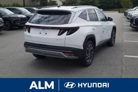 More photos of 2025 Hyundai Tucson Hybrid Limited at ALM Hyundai Florence, SC